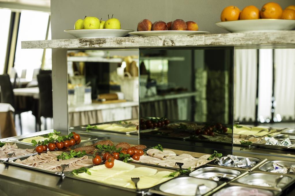 Hotel Sole Μαλτσεζίνε Εξωτερικό φωτογραφία