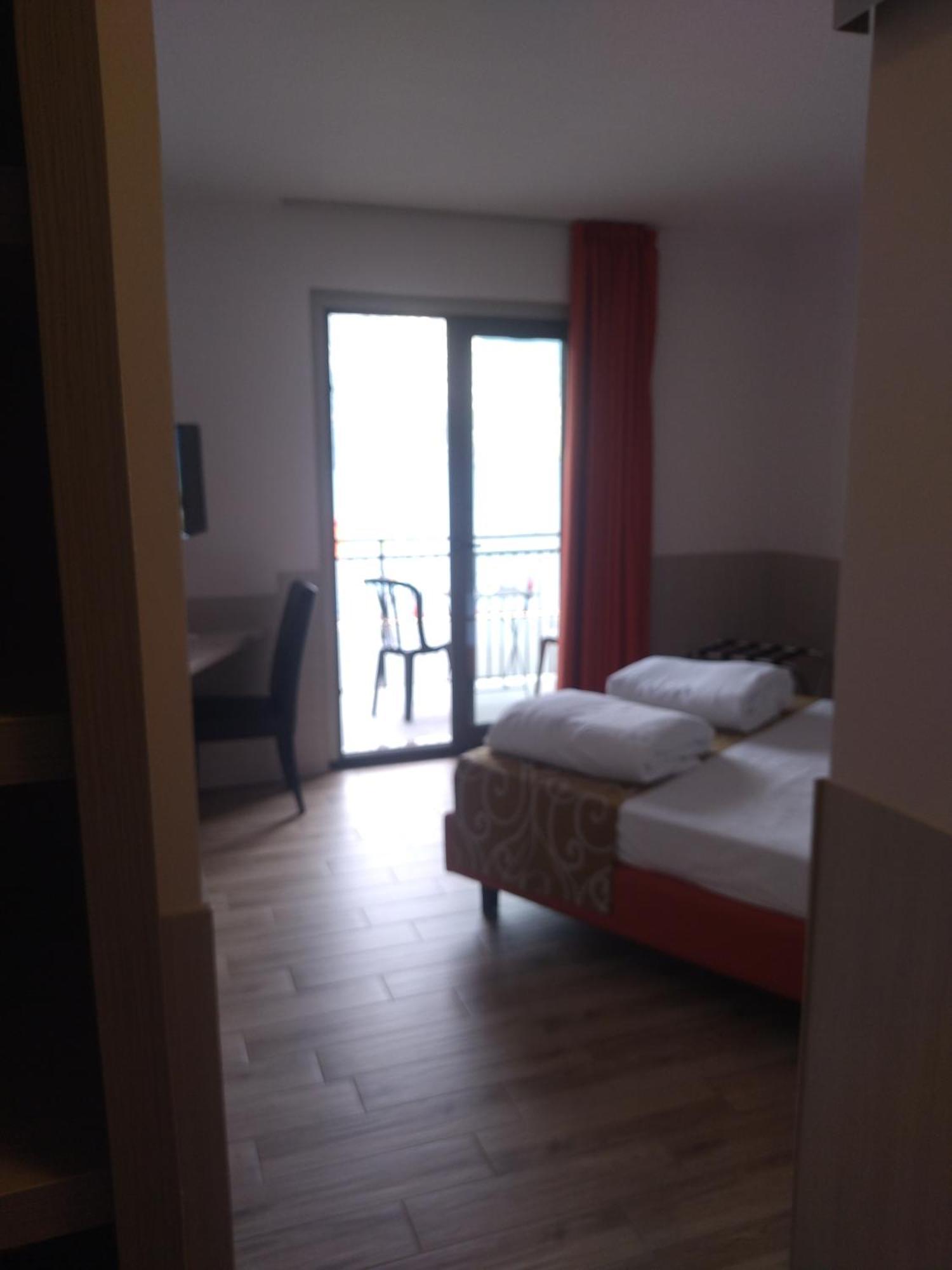 Hotel Sole Μαλτσεζίνε Εξωτερικό φωτογραφία