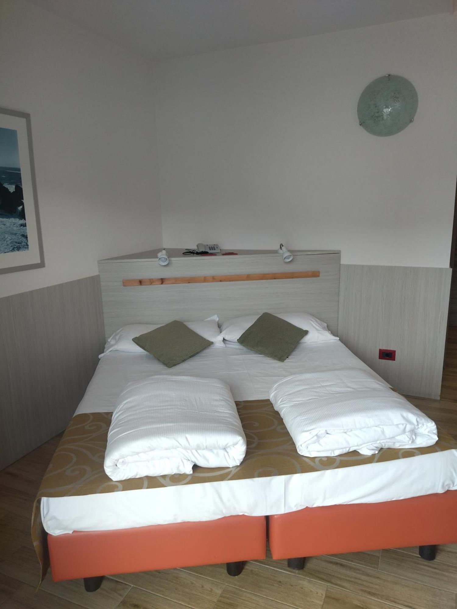 Hotel Sole Μαλτσεζίνε Εξωτερικό φωτογραφία
