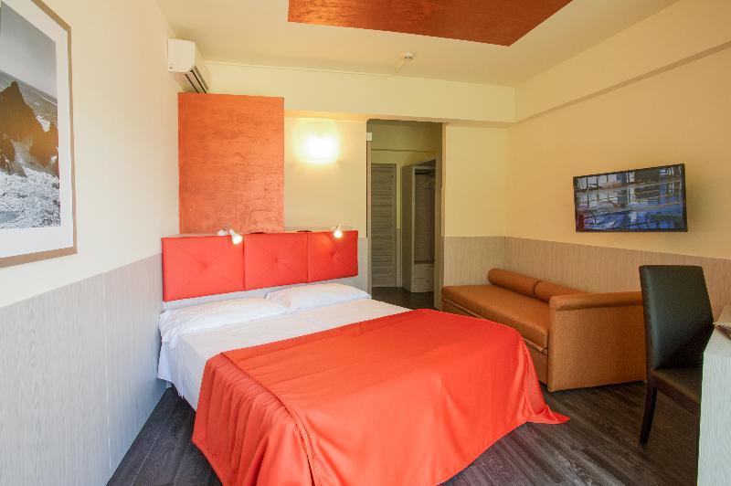 Hotel Sole Μαλτσεζίνε Εξωτερικό φωτογραφία