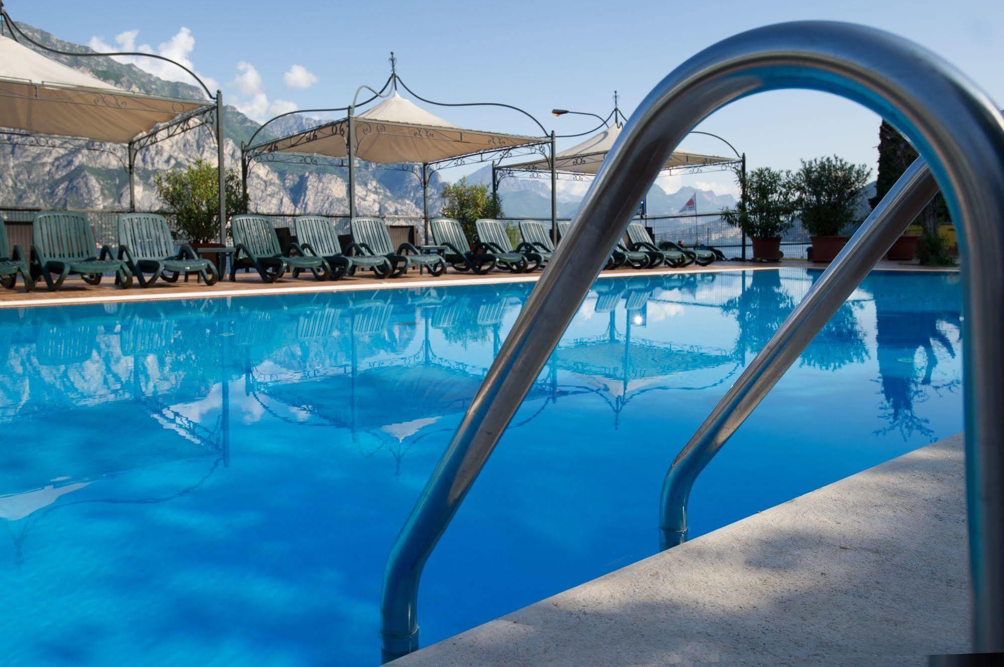 Hotel Sole Μαλτσεζίνε Εξωτερικό φωτογραφία