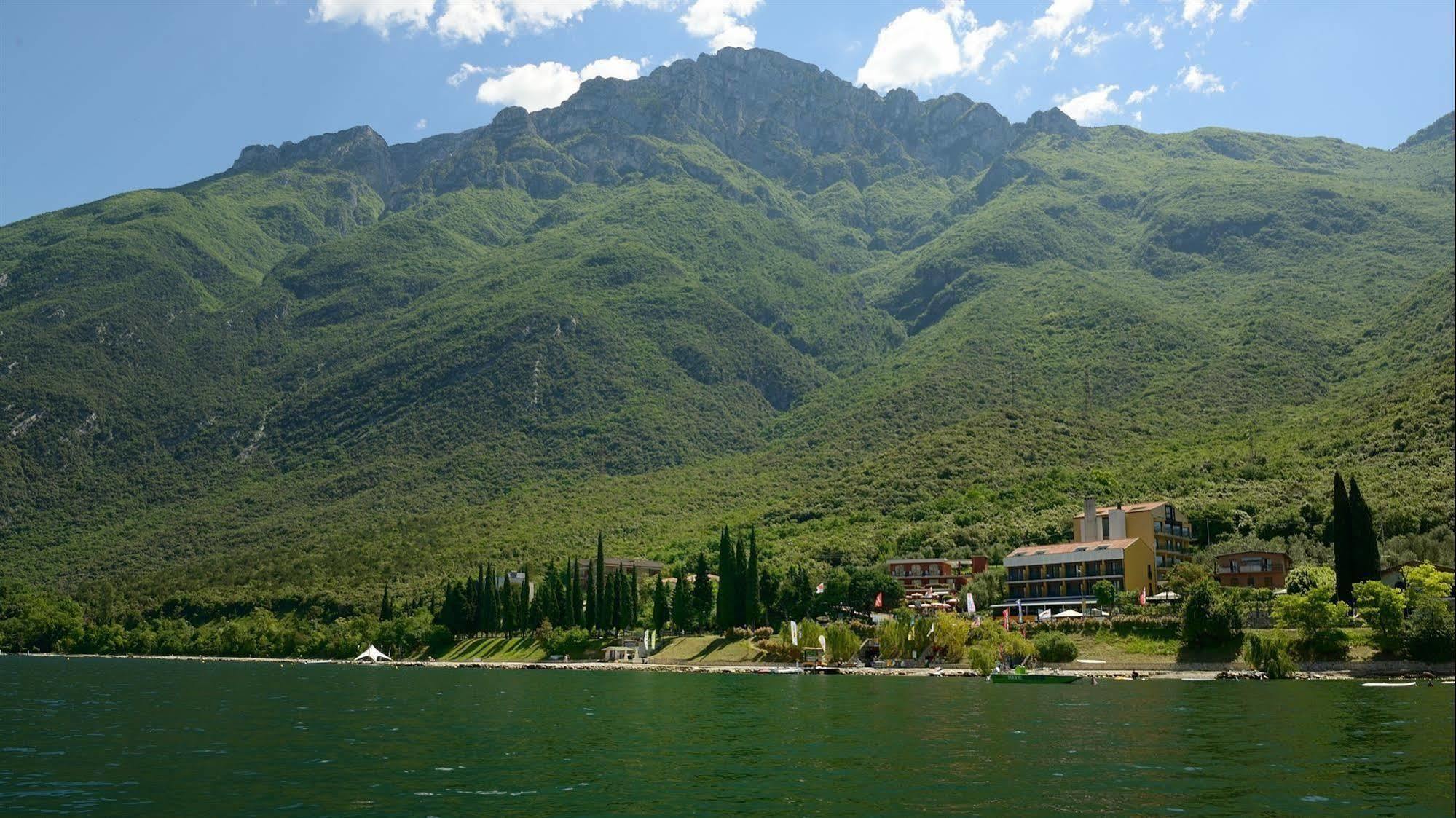 Hotel Sole Μαλτσεζίνε Εξωτερικό φωτογραφία